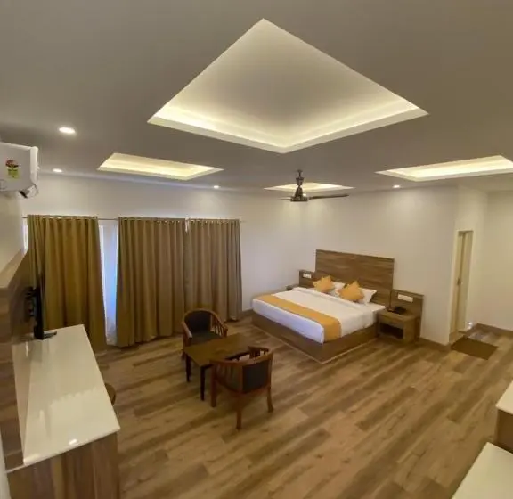キングサイズベッドのスタンダードルーム, Munnar Ice Queen Resorts