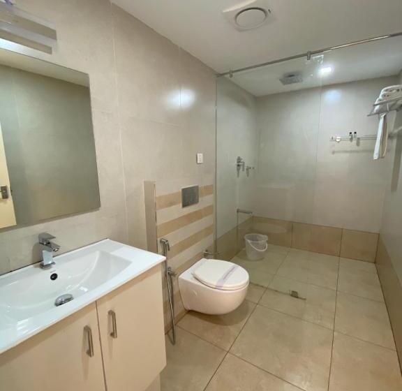 סוויטה עם מרפסת, Munnar Ice Queen Resorts