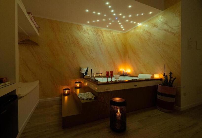 バスタブ付きスタンダードルーム, Sunshine Charming Houses