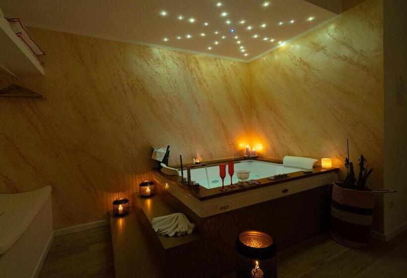 バスタブ付きスタンダードルーム, Sunshine Charming Houses