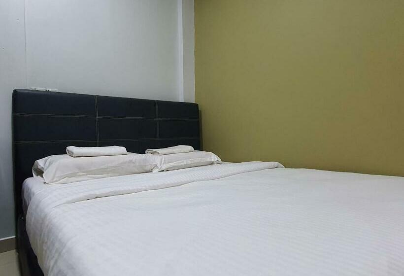 带2个卧室的公寓, Oyo Home 90435 Sena Home Homestay #819