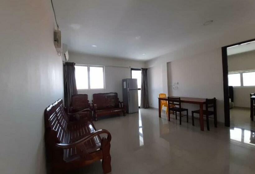 带2个卧室的公寓, Oyo Home 90435 Sena Home Homestay #819