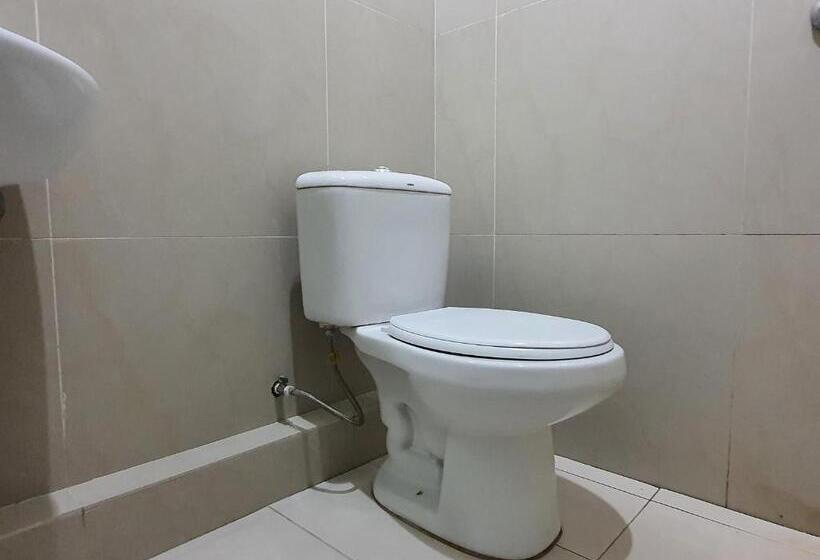 标准间, Oyo Home 90435 Sena Home Homestay #819