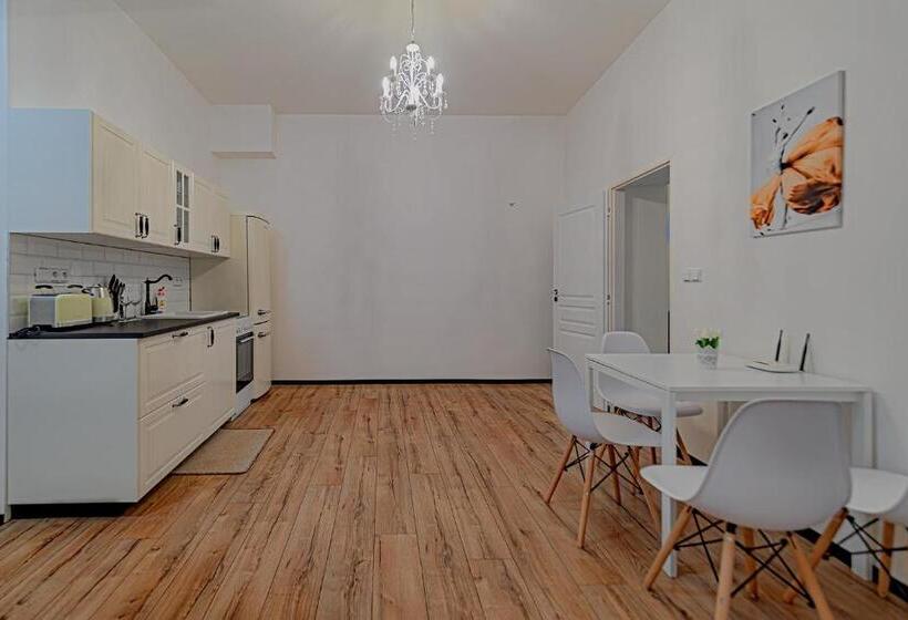 패밀리 스위트, Rezidence Znojmo