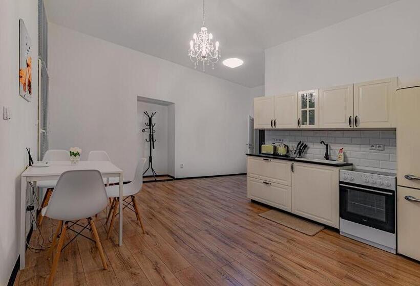 패밀리 스위트, Rezidence Znojmo