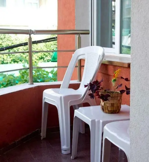 Standard-studio Parveke, Guest House Prodanov