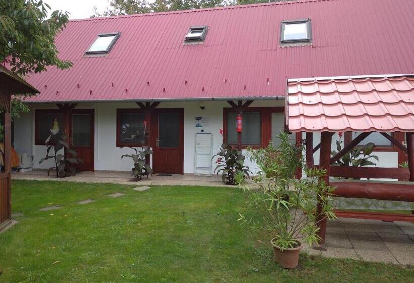 Номер Стандарт, Magdaléna Vendégház