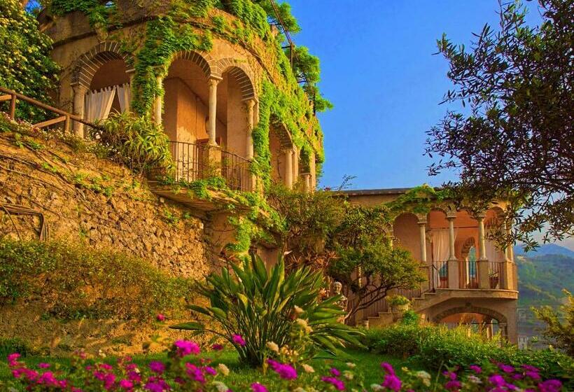 غرفة ديلوكس مطلّة علي البحر مزوَّدة بشُرفة, Villa Scarpariello Relais