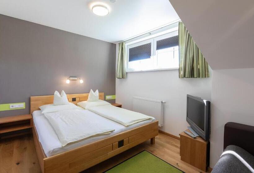 침실 1개 아파트, Pension Stoffenbauer