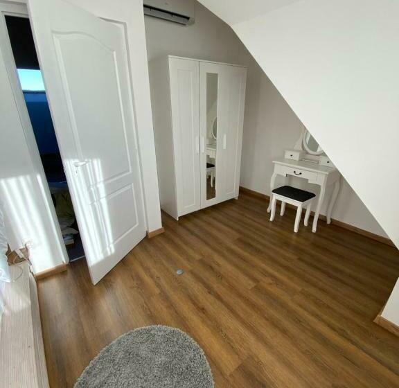 带3个卧室的公寓, Platán Apartmanház