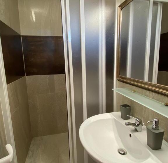 Апартаменты 1 Спальня, Platán Apartmanház