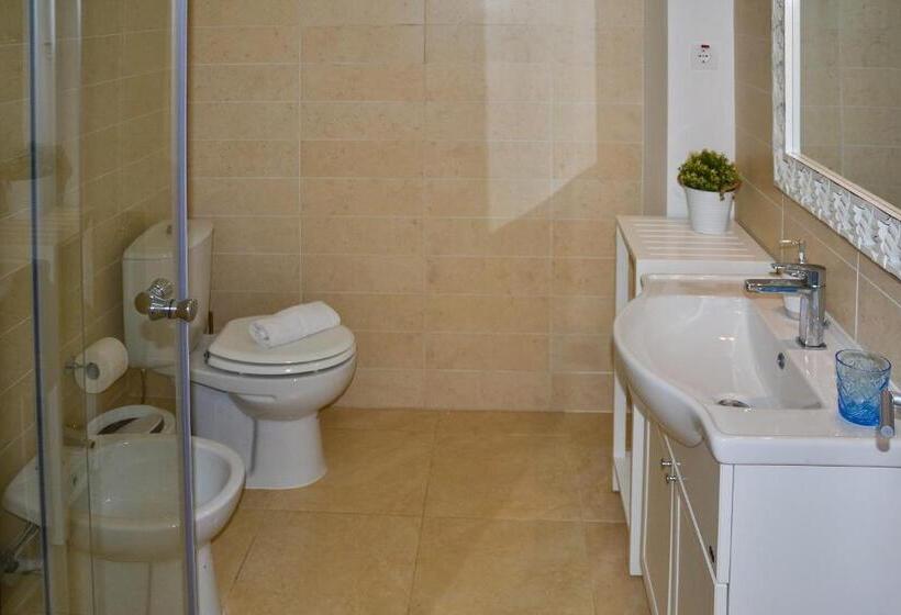 آپارتمان سوپریور 2 خوابه, Branco Suites   Rooms & Holiday Apartments