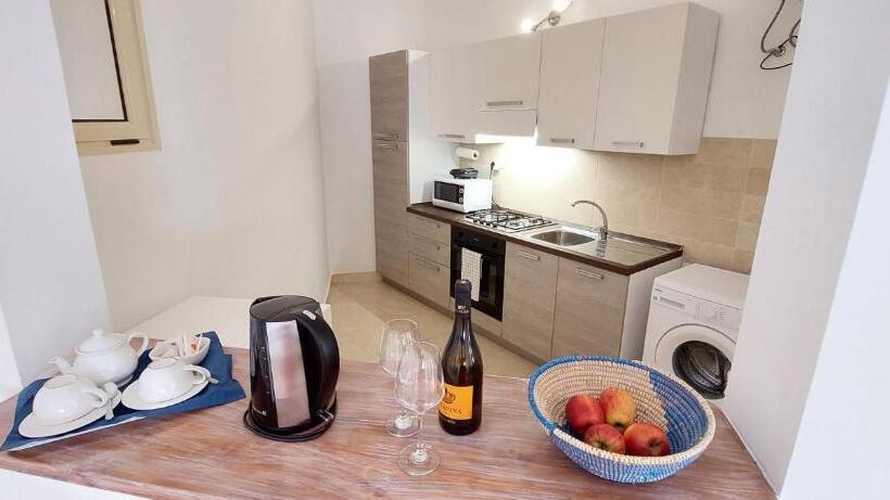 آپارتمان 1 خوابه با تراس, Branco Suites   Rooms & Holiday Apartments