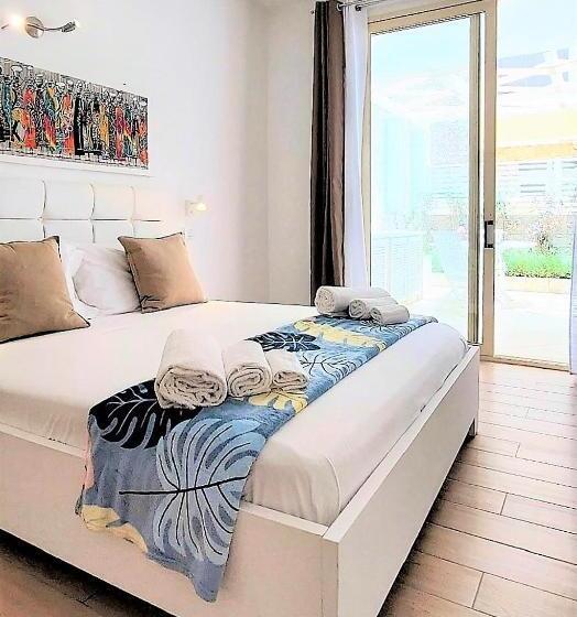 اتاق استاندارد اینتریور, Branco Suites   Rooms & Holiday Apartments