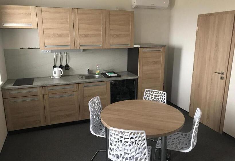 침실 1개 아파트, U Jeřába   Komplex C