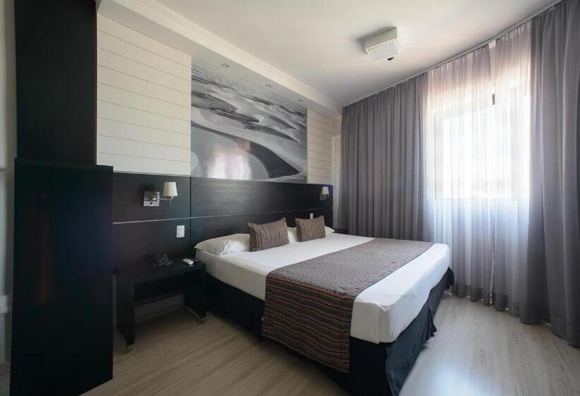 자쿠지 스위트, Faro Hotel Taubaté