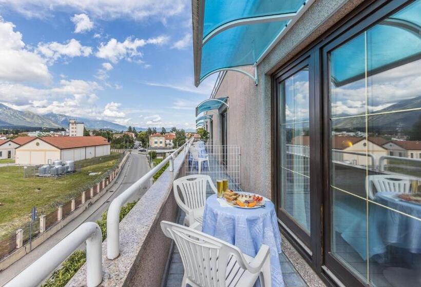 スタンダードルーム, Aviano Palace