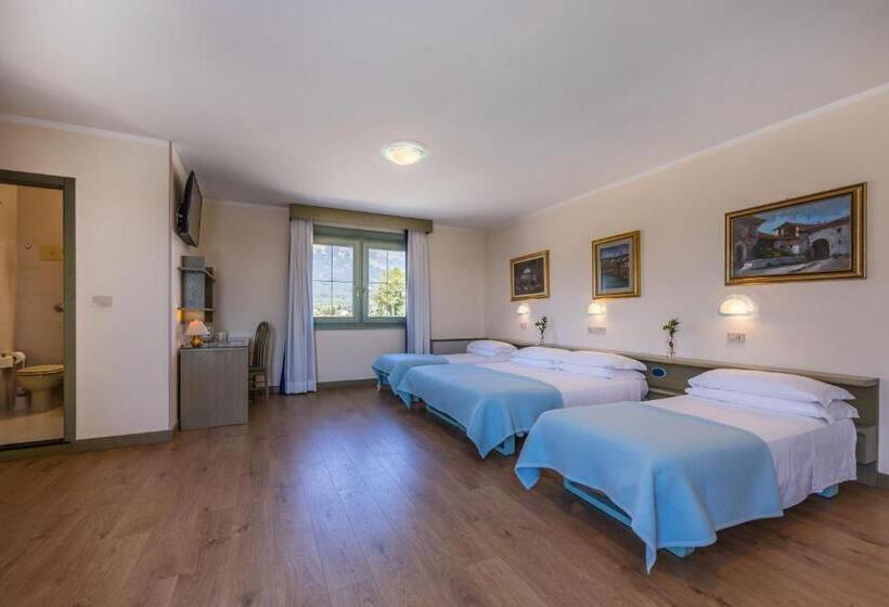 スタンダード4人部屋, Aviano Palace