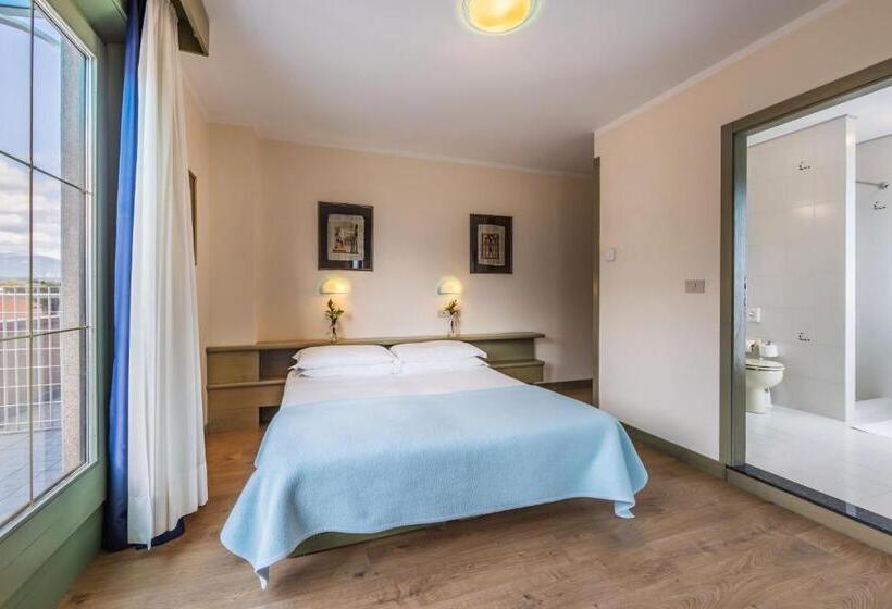 スーペリアシングルルーム, Aviano Palace