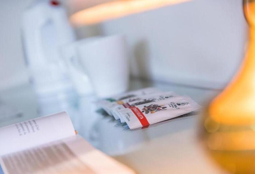 スーペリアシングルルーム, Aviano Palace