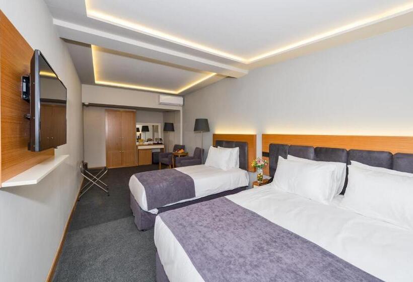 スタンダードトリプルルーム, Bergama