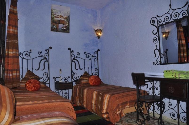 اتاق استاندارد سه نفره, Dar Lbakal