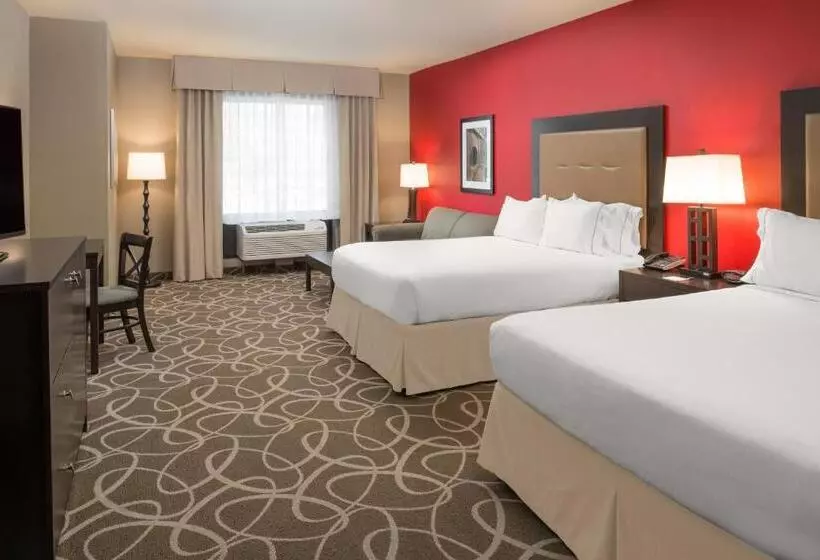 障害者適応デラックスルーム, Holiday Inn Express Redwood National Park, An Ihg
