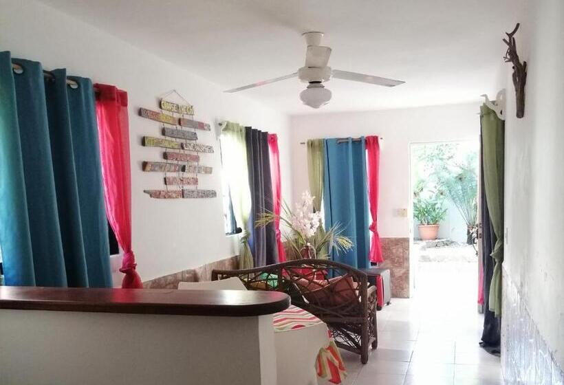 آپارتمان 1 خوابه همکف, House Jardin Del Caribe