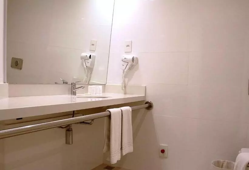 身障者適用スタンダードルーム, Ibis Styles Brasilia Aeroporto