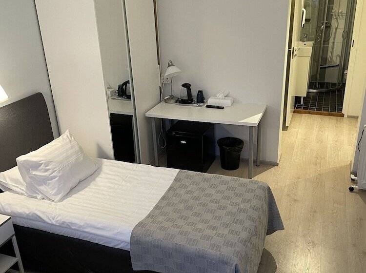 غرفة إقتصادية, Lapin Satu