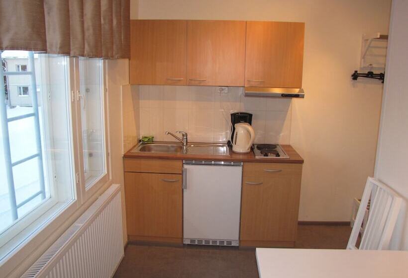 غرفة أساسية, Lapin Satu