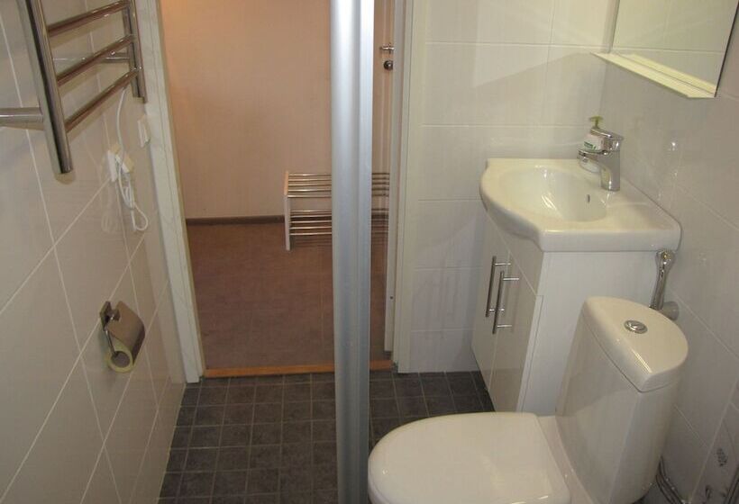 غرفة أساسية, Lapin Satu