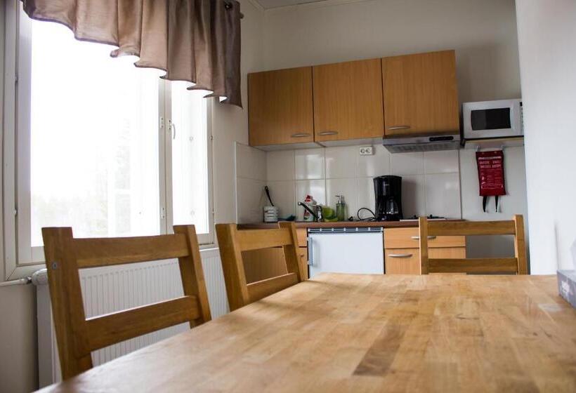 غرفة قياسية, Lapin Satu