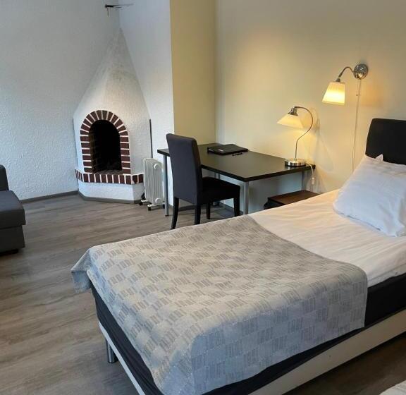 غرفة قياسية, Lapin Satu