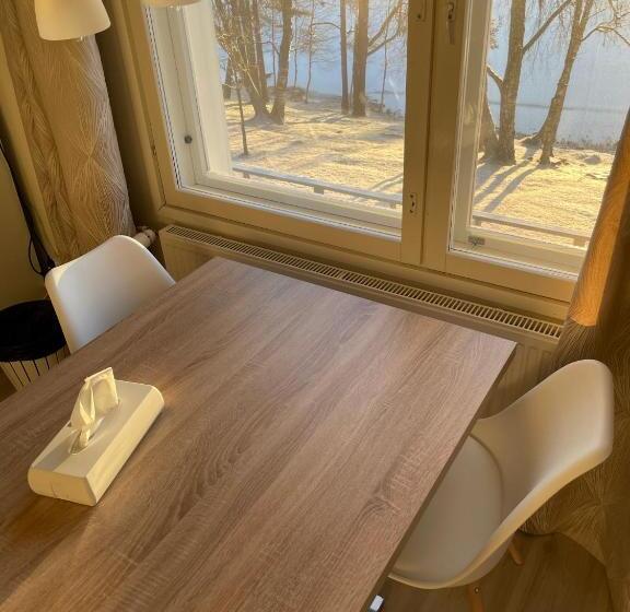 Standard studio with lake view, Lapin Satu