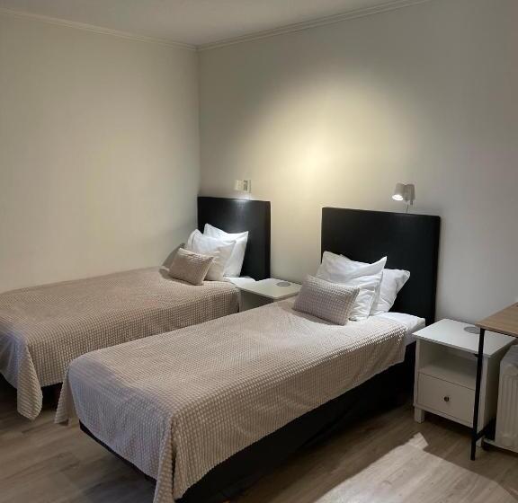 استوديو قياسي مطل على البحيرة, Lapin Satu