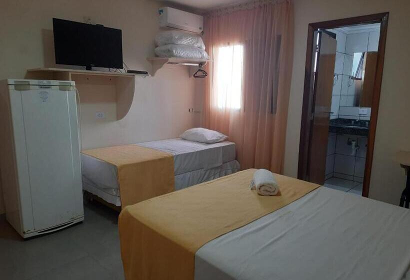 Трехместный Номер Deluxe, Londres Royal