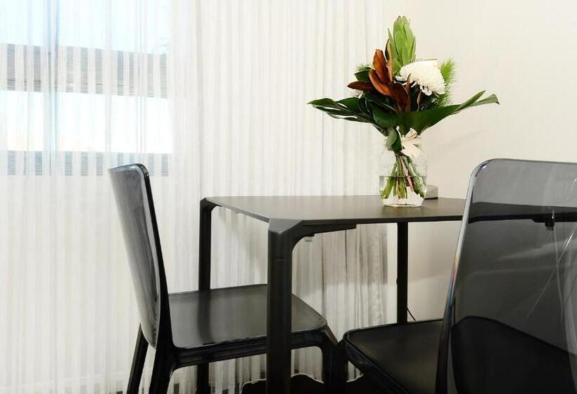 침실 1개 아파트, Oaks Gladstone Grand