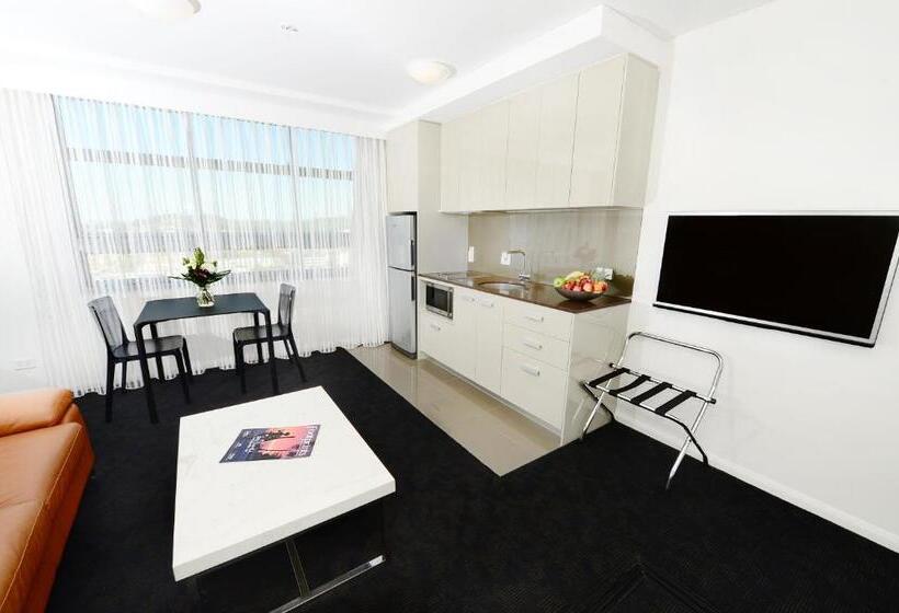 آپارتمان 1 خوابه, Oaks Gladstone Grand