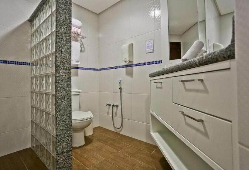 四人豪华间, Estaleiro Guest House