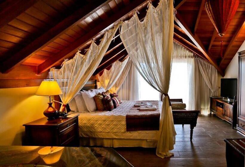 디럭스 룸 킹사이즈 침대, Estaleiro Guest House