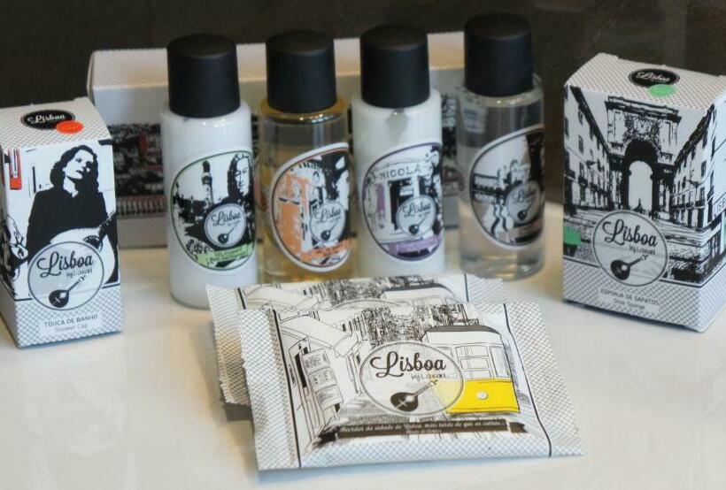 اتاق اجرایی سه نفره, Rossio Garden