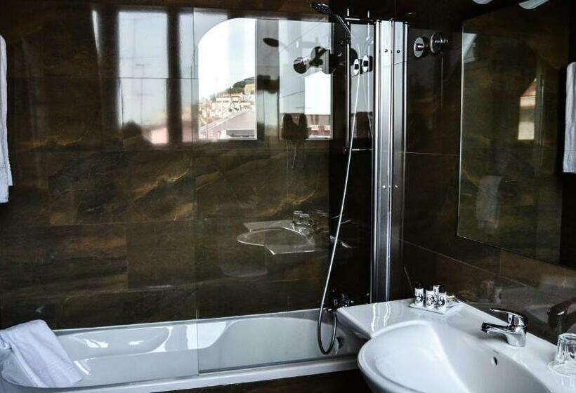 اتاق کلاسیک, Rossio Garden