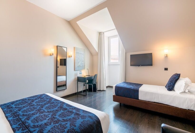 اتاق اجرایی سه نفره, Rossio Garden