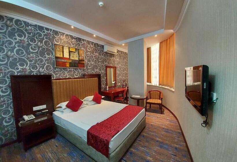 스탠다드 싱글 룸, Royal