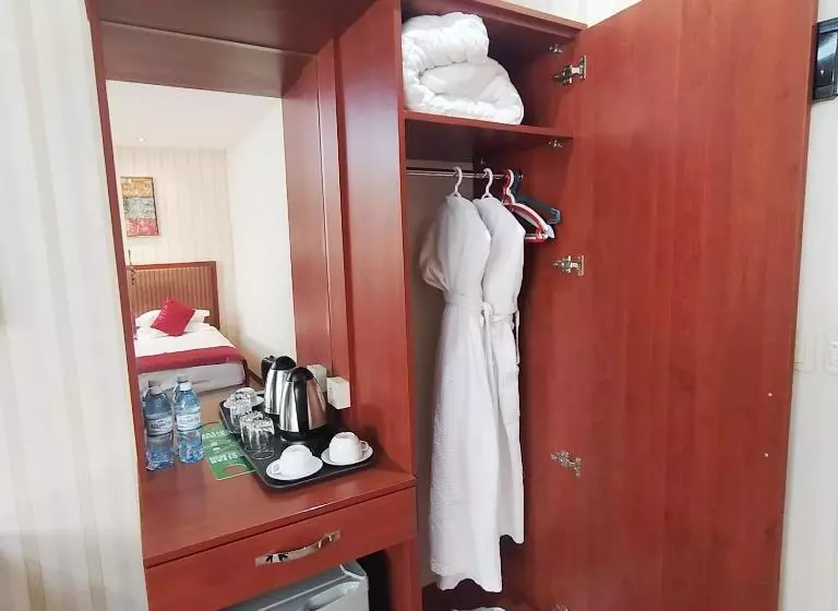 اتاق راحتی, Royal