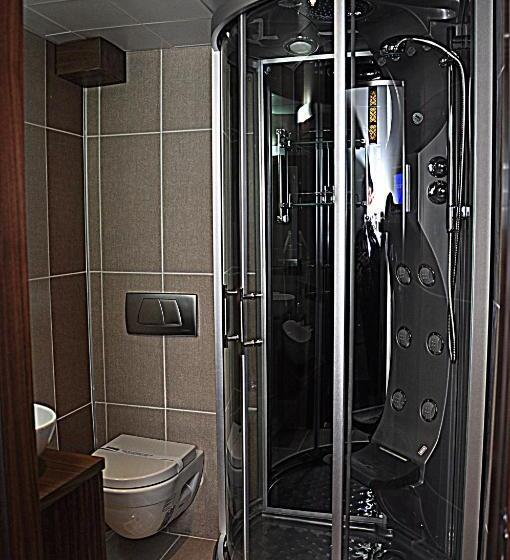 اتاق استاندارد سه نفره, Simre Otel