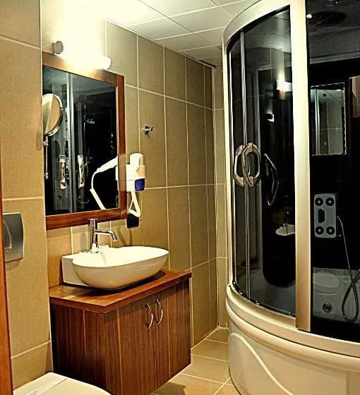 سوییت, Simre Otel