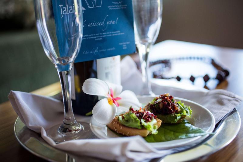 Standard Studio King Bed