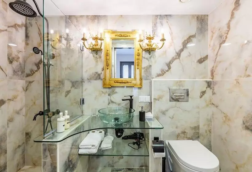 スタンダードルーム, Villa Pera Suite